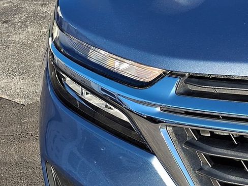 Certified 2024 Chevrolet Equinox LS FWD image 9