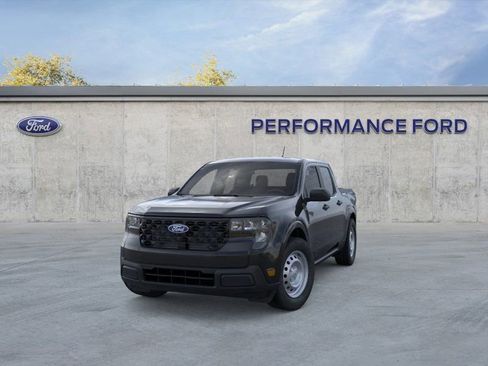 New 2025 Ford Maverick XL image 2