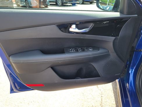 Used 2024 Kia Forte GT-Line w/ GT-Line Premium Package FWD image 19