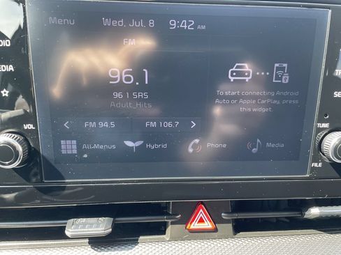 Used 2025 Kia Sportage LX AWD/4WD image 19