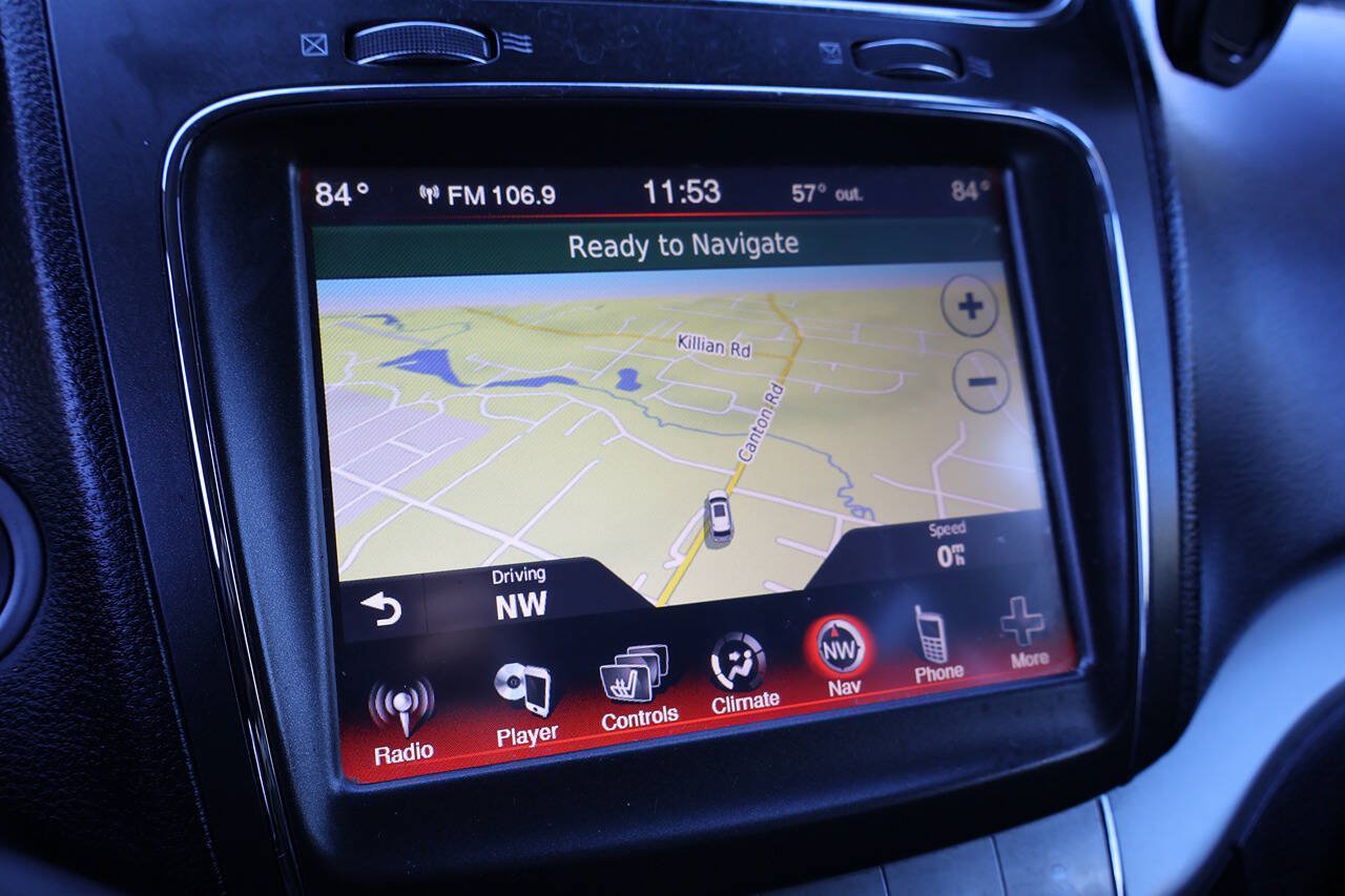 Used 2016 Dodge Journey Crossroad w/ Rear Seat Video Group I FWD image 31