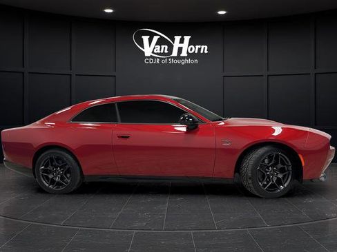 Used 2024 Dodge Charger R/T w/ Plus Group image 8