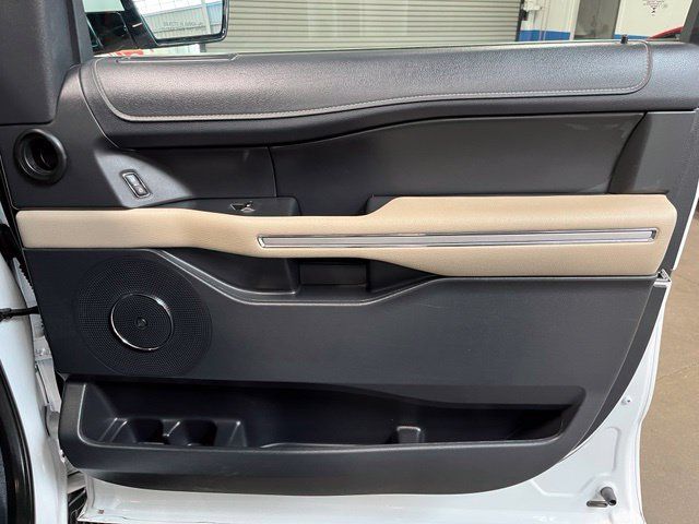 Used 2024 Ford Expedition Max Limited RWD image 11
