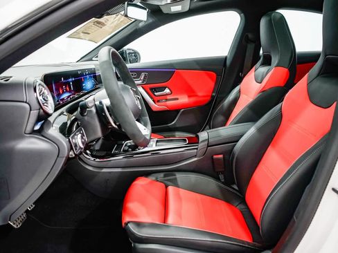 New 2025 Mercedes-Benz CLA 45 AMG 4MATIC image 17