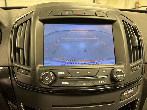 Used 2015 Buick Regal image 36