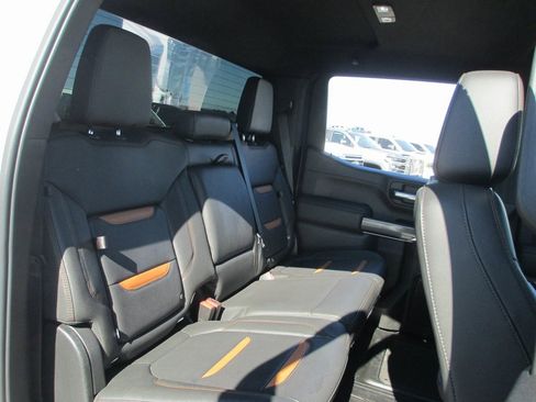 Used 2021 GMC Sierra 1500 AT4 image 21