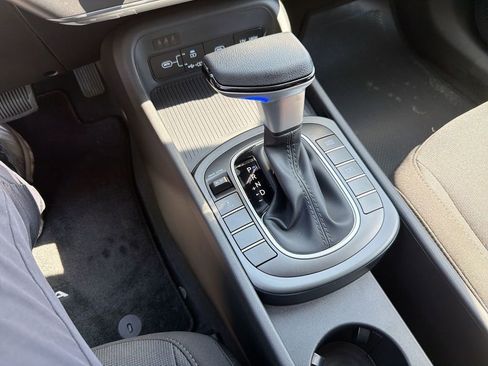 New 2026 Hyundai Kona SE AWD/4WD image 18