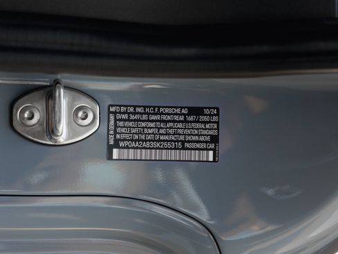 Certified 2025 Porsche 718 Cayman RWD image 36