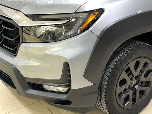 Certified 2023 Honda Ridgeline RTL image 5