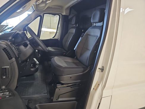New 2026 RAM ProMaster 2500 w/ Convenience Group image 10