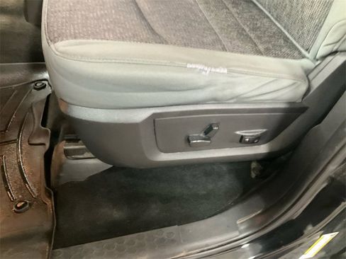 Used 2013 RAM 1500 Big Horn image 26