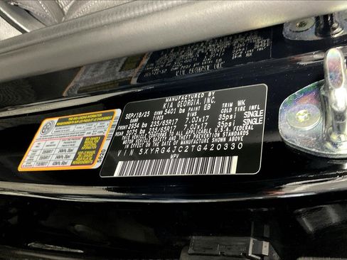 Certified 2026 Kia Sorento LX FWD image 19