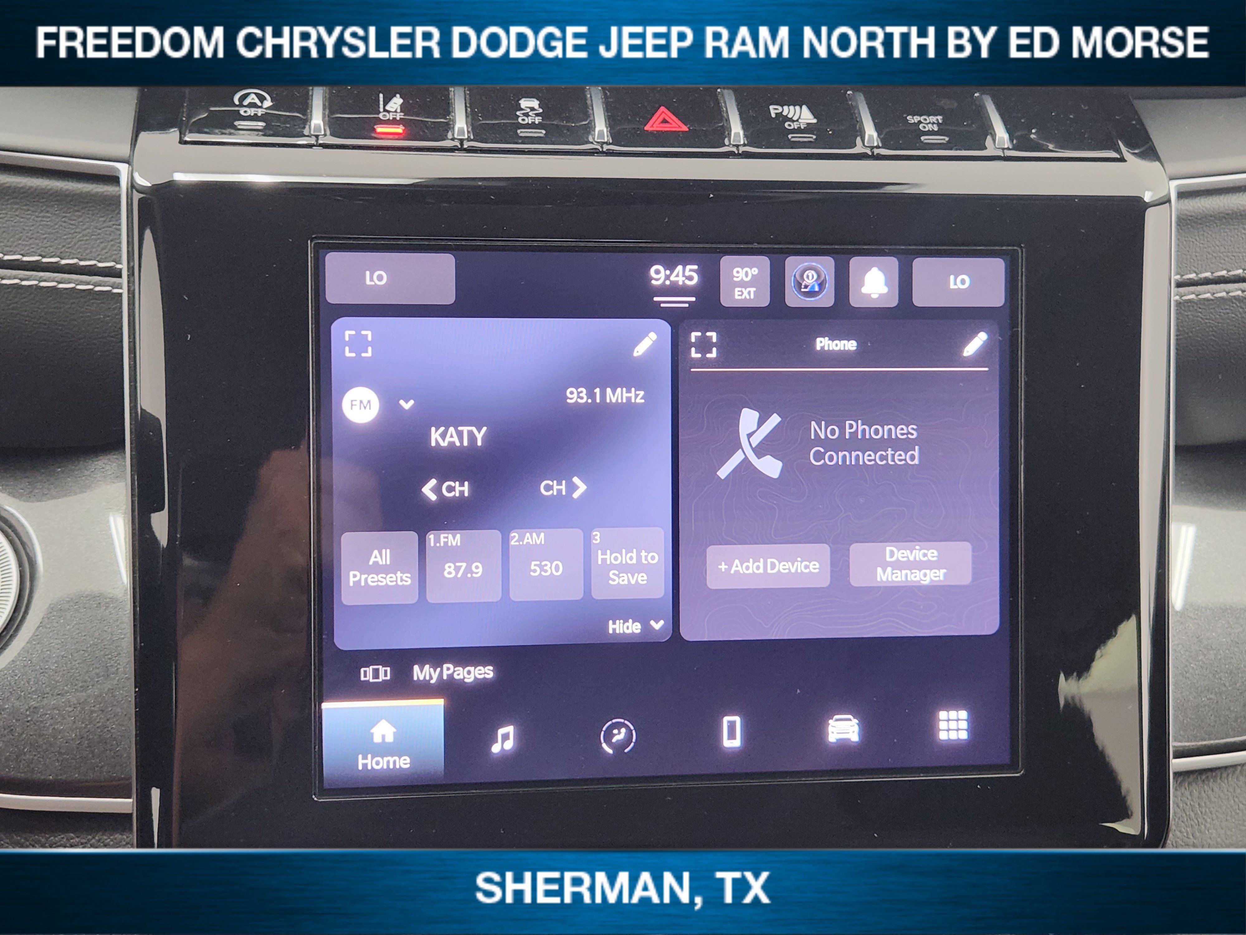 Used 2023 Jeep Grand Cherokee Laredo RWD image 11