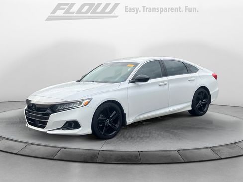 Certified 2022 Honda Accord Sport image 3