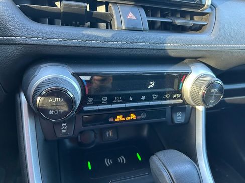 Used 2024 Toyota RAV4 XLE w/ Convenience Package FWD image 26