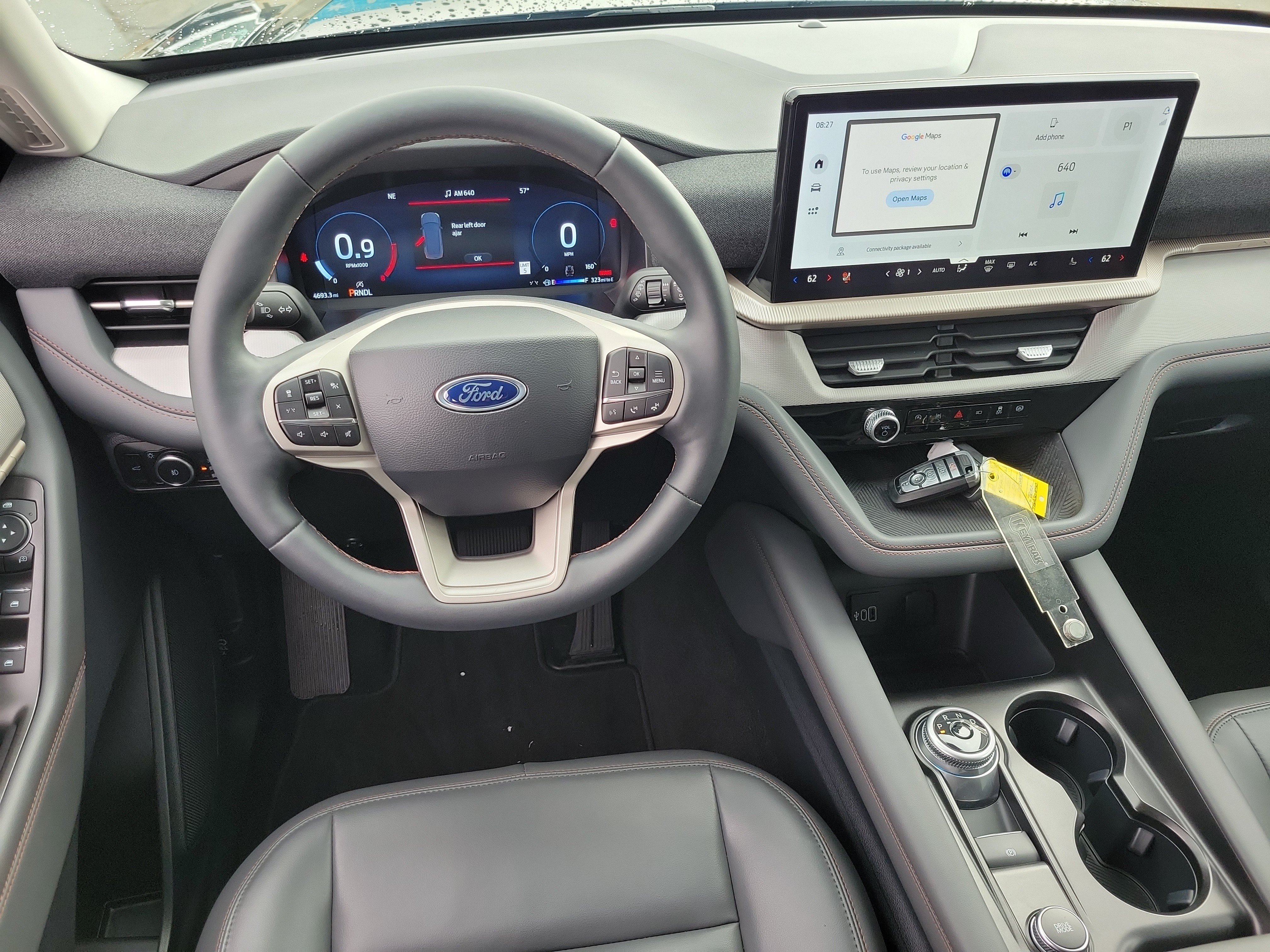 Used 2026 Ford Explorer Active w/ Active Comfort Package RWD image 4