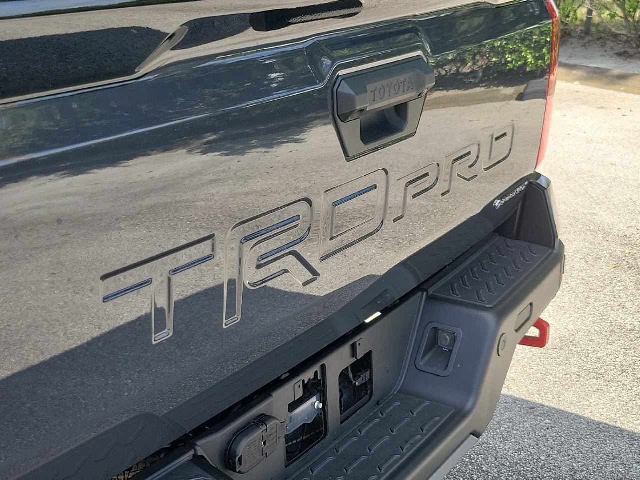 Used 2026 Toyota Tacoma TRD Pro AWD/4WD image 6