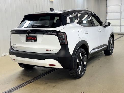 New 2026 Nissan Kicks SR image 5