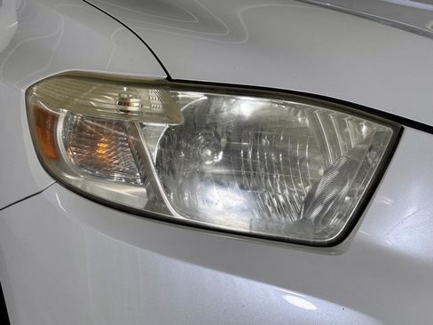Used 2010 Toyota Highlander Limited AWD/4WD image 11