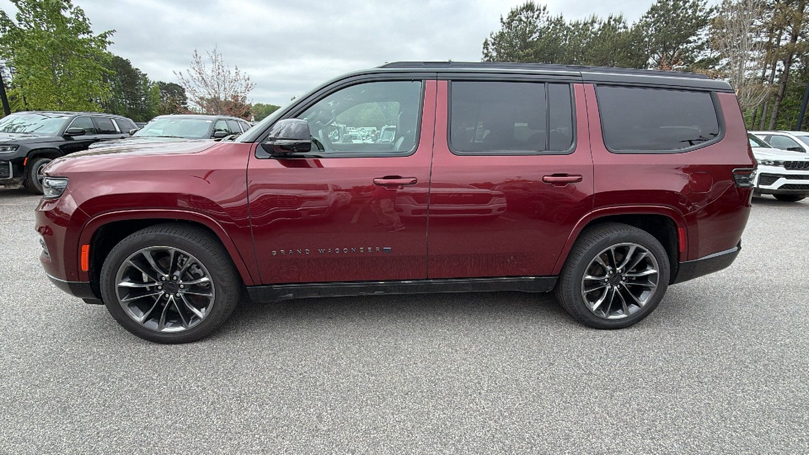 Certified 2025 Jeep Grand Wagoneer Series II Obsidian w/ Quick Order Packagew 28T AWD/4WD image 11