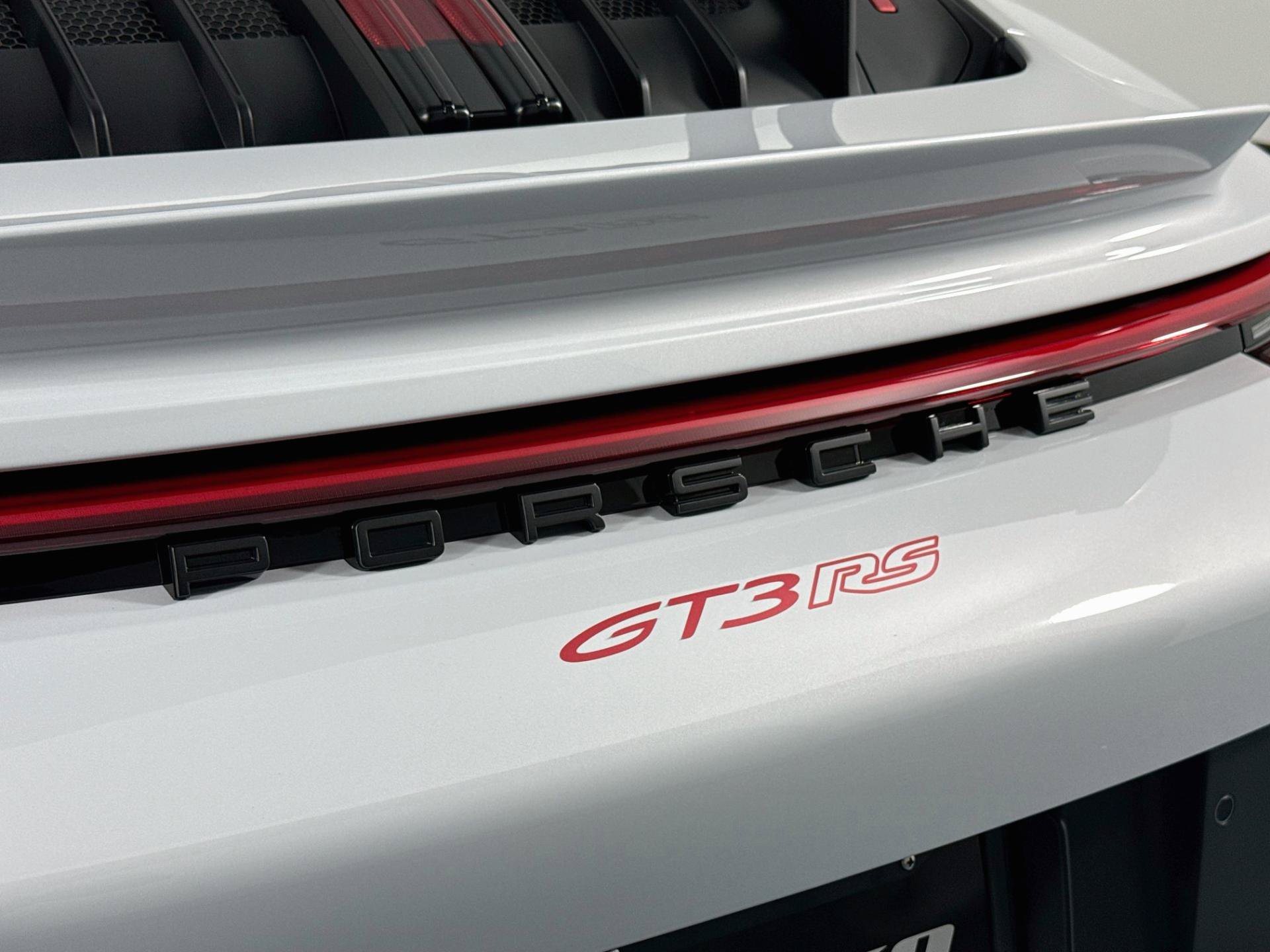 Used 2025 Porsche 911 GT3 RS RWD image 68