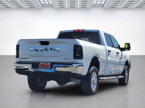 Used 2025 RAM 2500 Big Horn AWD/4WD image 4