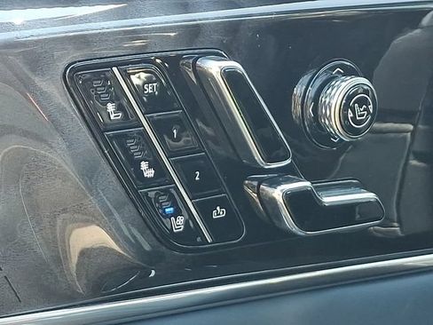 Used 2026 Cadillac Escalade IQ Sport 2 AWD/4WD image 26