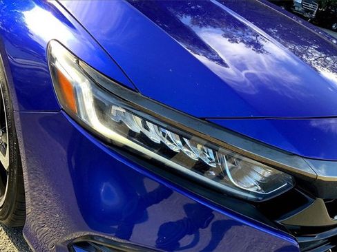 Used 2018 Honda Accord Sport image 24