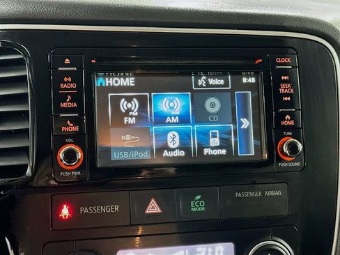 Used 2016 Mitsubishi Outlander SE AWD/4WD image 13