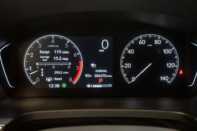 Used 2025 Honda Pilot Touring image 14