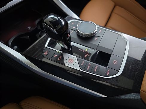 Used 2023 BMW 430i Coupe w/ M Sport Package image 26