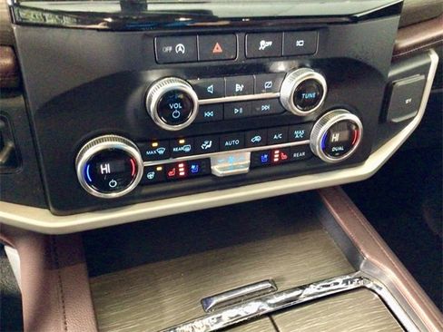 Used 2024 Ford Expedition Max Limited image 27