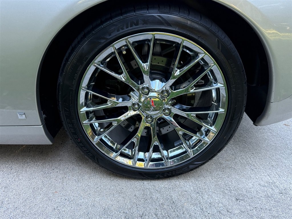 Used 2008 Chevrolet Corvette Convertible w/ Preferred Equipment Group RWD image 22