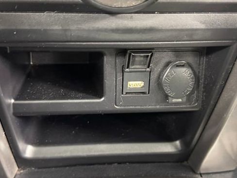 Used 2022 Toyota 4Runner SR5 Premium w/ Moonroof Package AWD/4WD image 28
