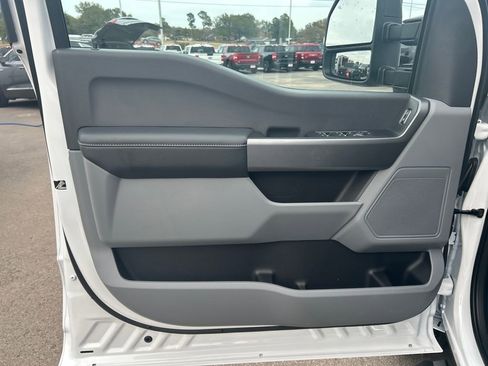 New 2026 Ford F250 XLT w/ FX4 Off-Road Package image 24