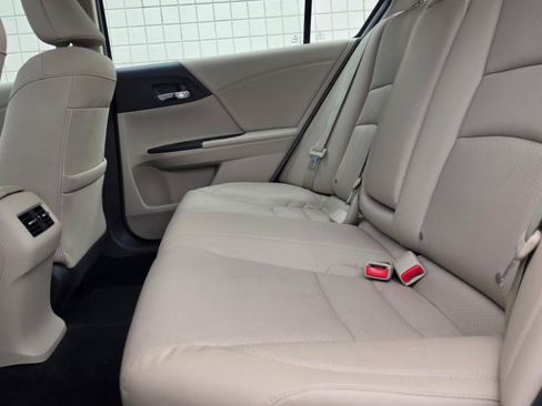Used 2015 Honda Accord EX-L image 12