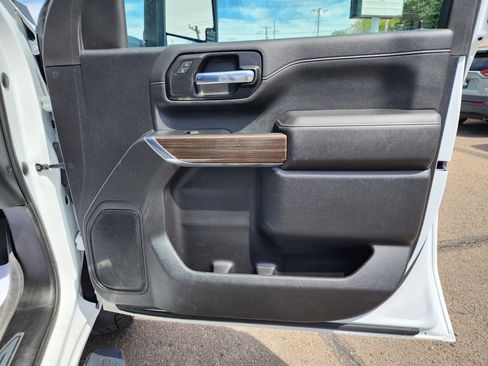 Used 2023 Chevrolet Silverado 2500 LT w/ Convenience Package AWD/4WD image 9