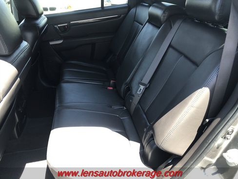 Used 2012 Hyundai Santa Fe Limited w/ Navigation Pkg 4 FWD image 16