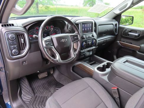 Certified 2020 Chevrolet Silverado 1500 RST AWD/4WD image 26