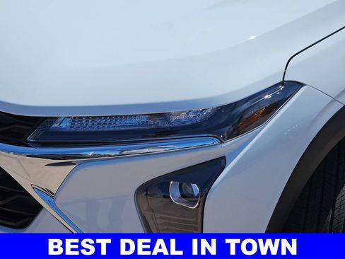 New 2026 Chevrolet Trax LS w/ Driver Confidence Package FWD image 32