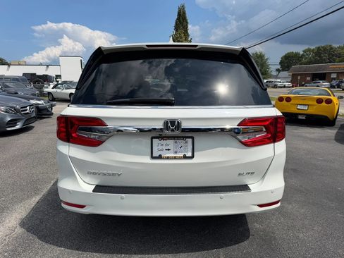 Used 2019 Honda Odyssey Elite image 4