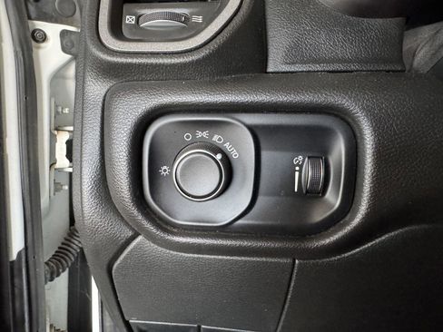 Used 2023 RAM 3500 Tradesman AWD/4WD image 22