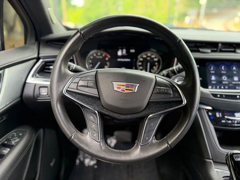 Used 2021 Cadillac XT5 Premium Luxury AWD/4WD image 40