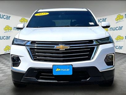 Used 2023 Chevrolet Traverse LT