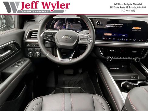 New 2026 Chevrolet Suburban RST w/ RST Capability Package AWD/4WD image 9