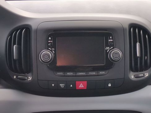 Used 2014 FIAT 500L Easy image 26