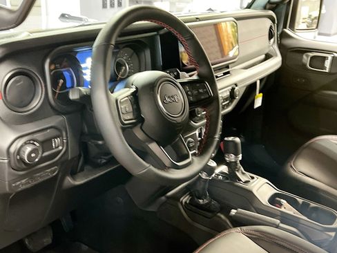 New 2026 Jeep Wrangler Unlimited Rubicon 392 w/ Quick Order Package 27X Moab AWD/4WD image 19