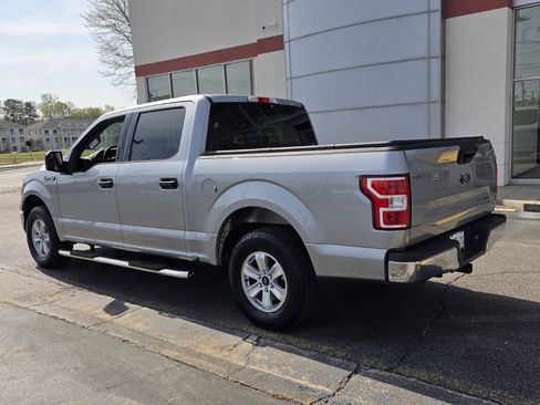 Used 2020 Ford F150 XLT image 7