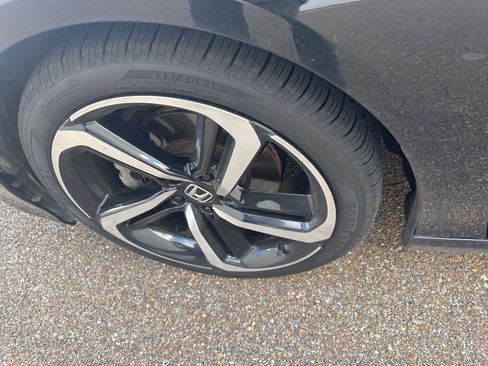 Used 2022 Honda Accord Sport Special Edition image 12