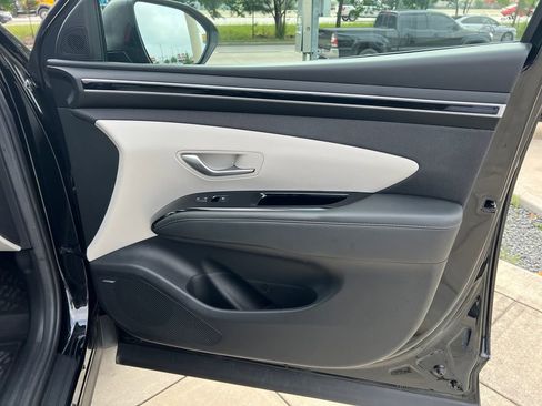 Certified 2023 Hyundai Tucson Limited FWD image 6